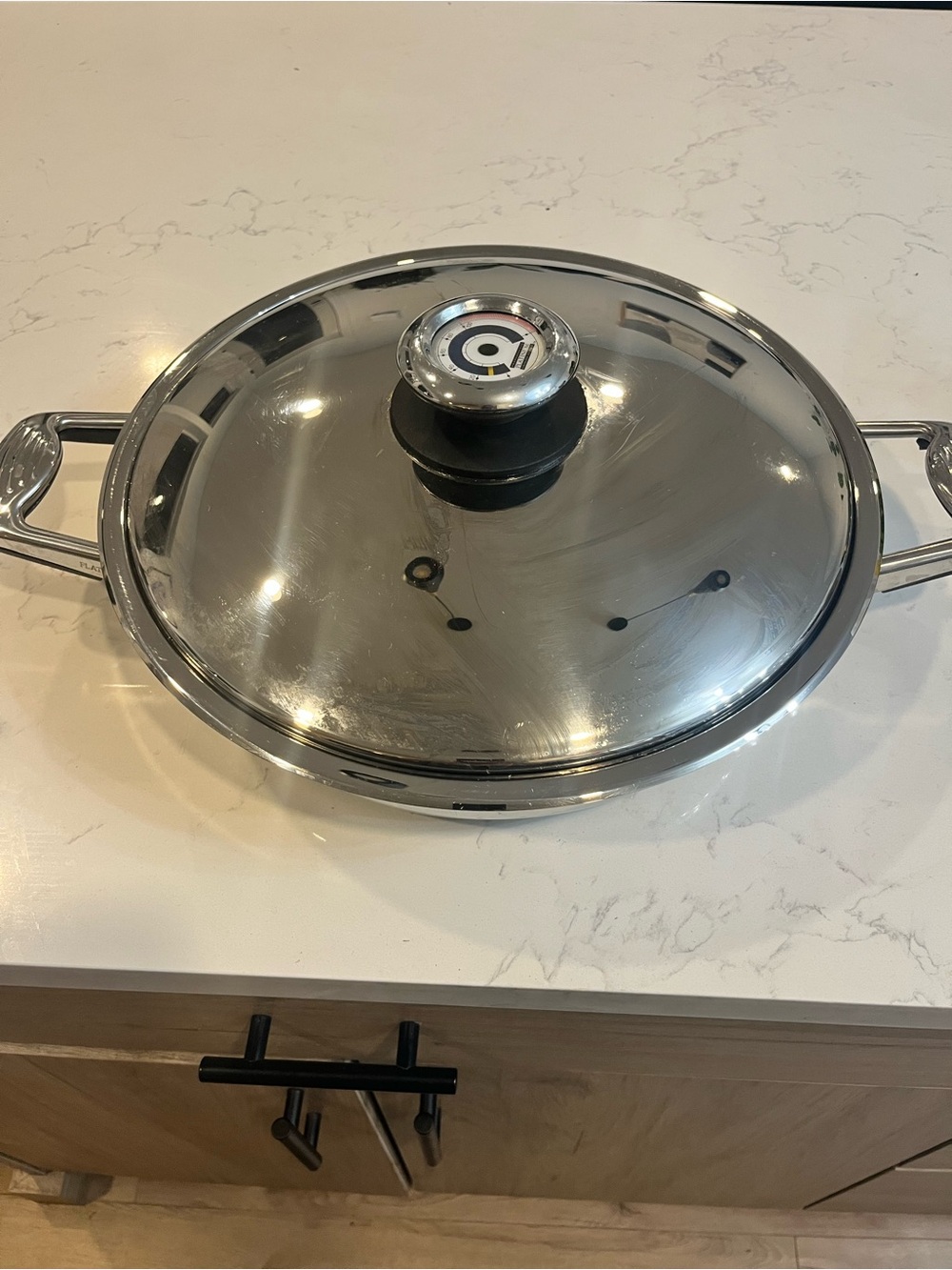 24 Element Stainless Steel Grill Pan with Lid - Silver